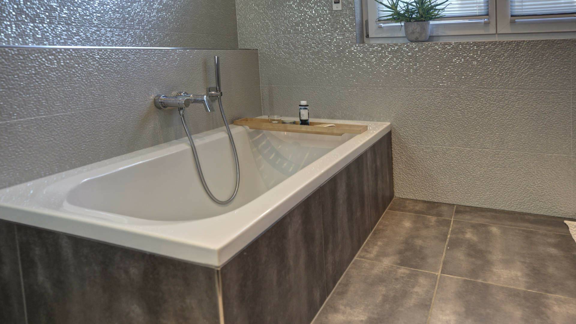 Aubing Wohnung Badewanne