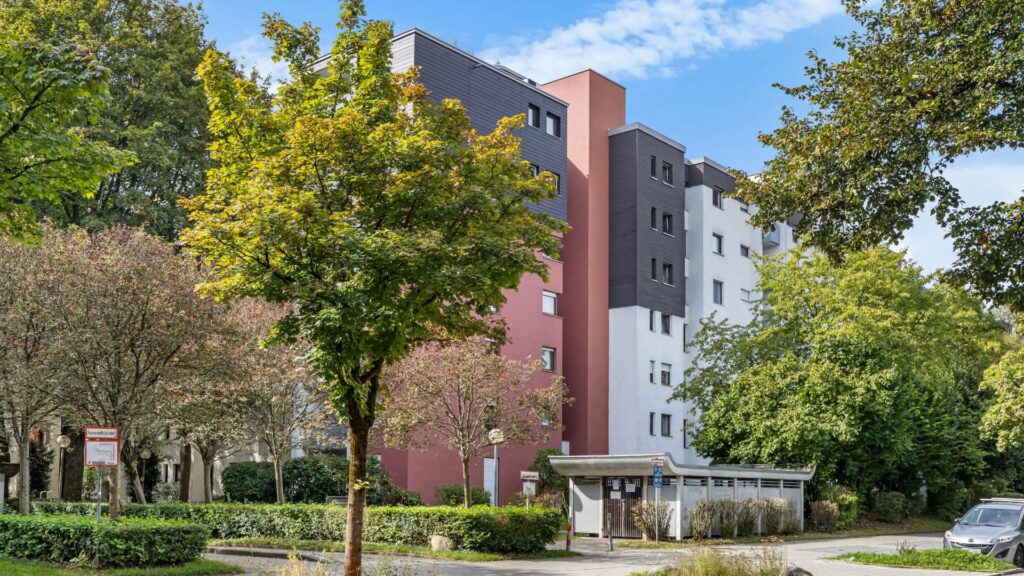 Residential complex with green areas and trees in Munich-Hadern for sale