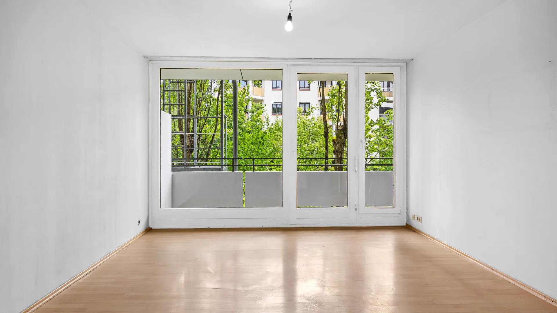 München Milbertshofen Wohnung kaufen Wohnzimmer
