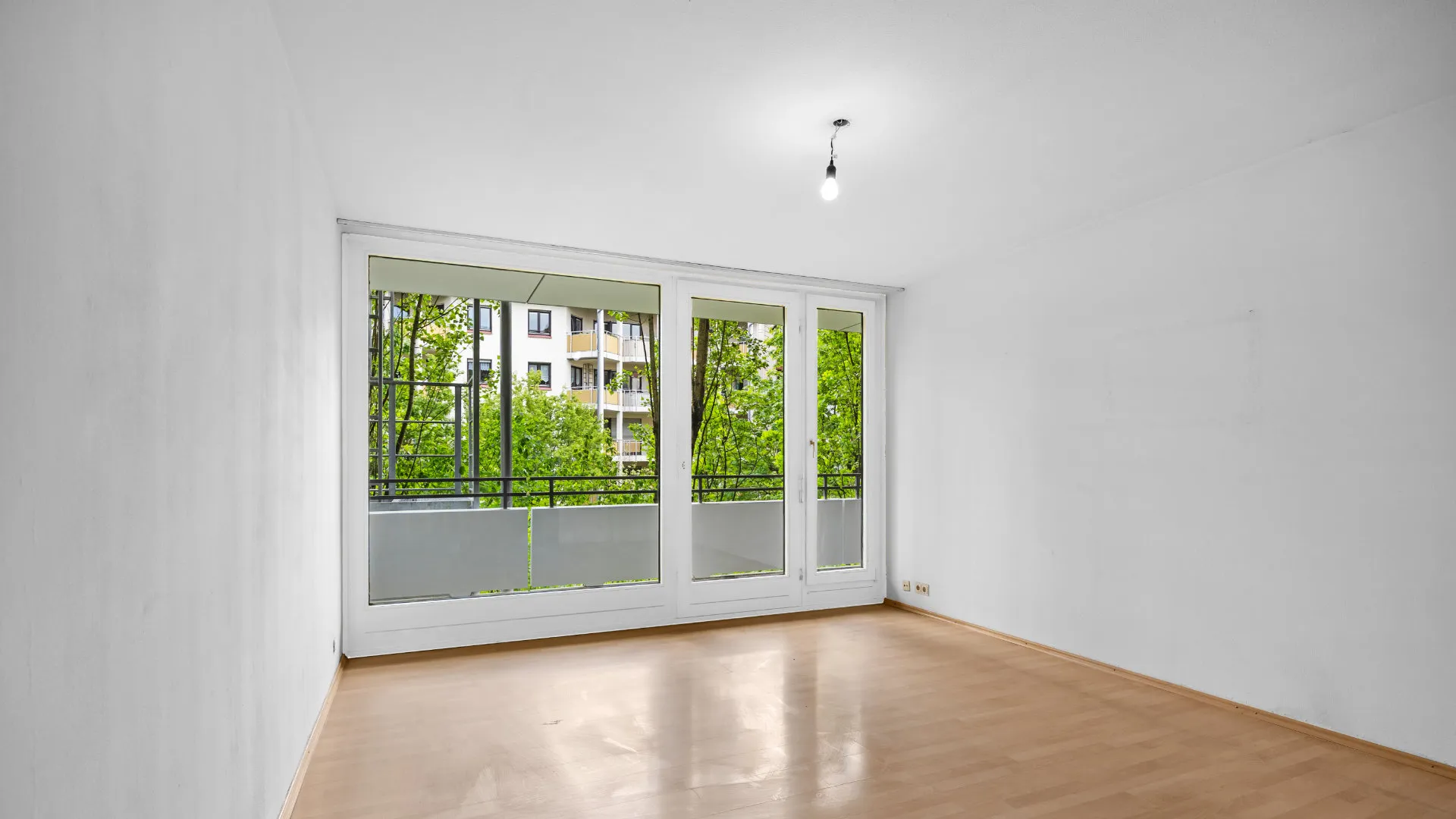 München Milbertshofen Wohnung kaufen Wohnzimmer