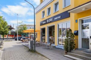Bäckerei und Konditorei Zöttl in unmittelbarer Nähe der Wohnung in München-Forstenried