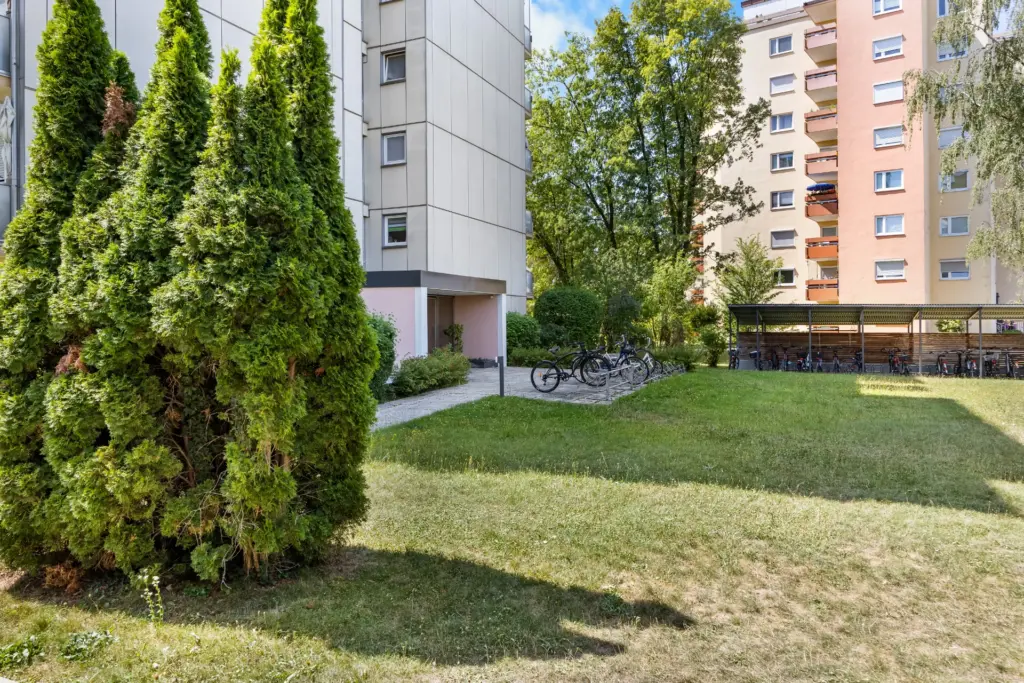 Germering Wohnung kaufen Hauseingang